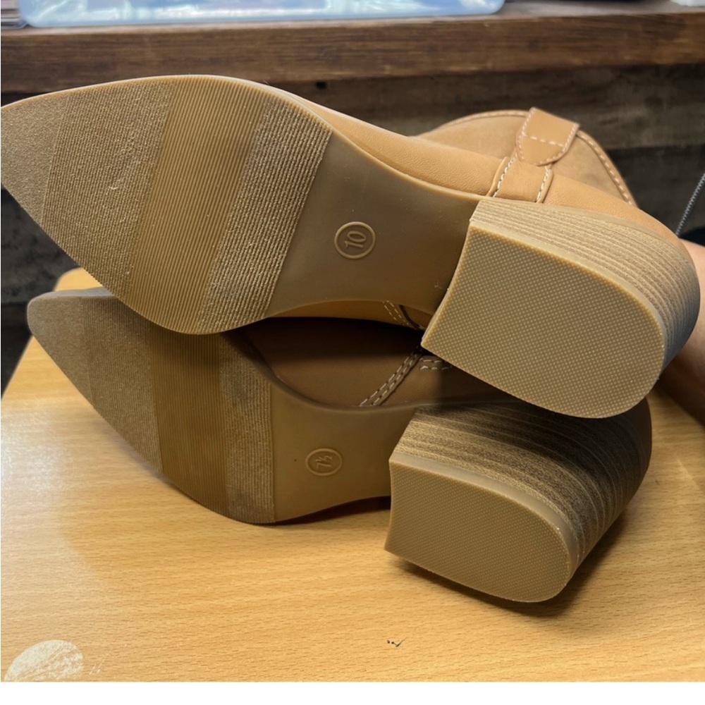 NWT UNIVERSAL THREAD Women’s Kay Ankle Boots - Picture 4 of 5